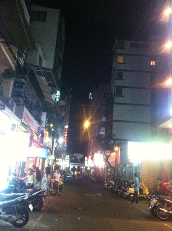 Hoai Pho Hotel โฮจิมินห์ซิตี้ ภายนอก รูปภาพ